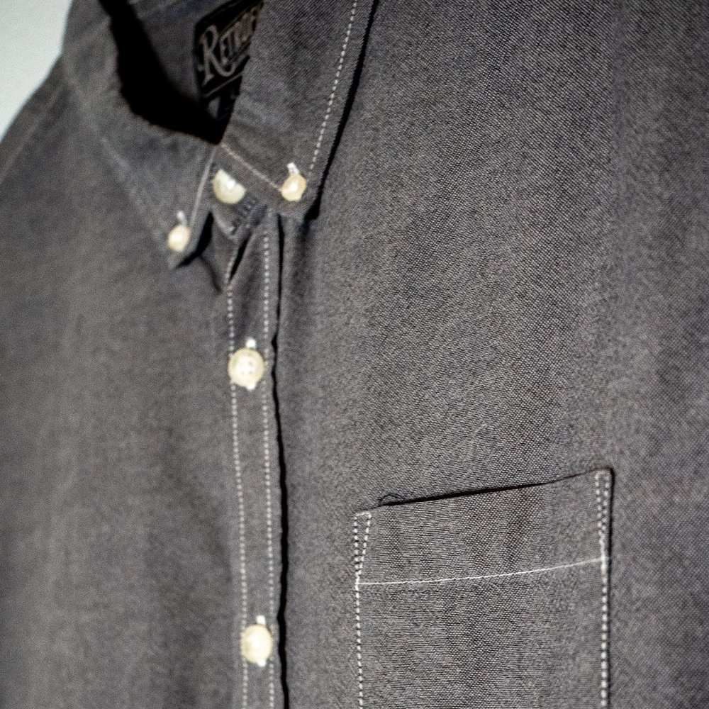 Short sleeve grey Retrofit button up